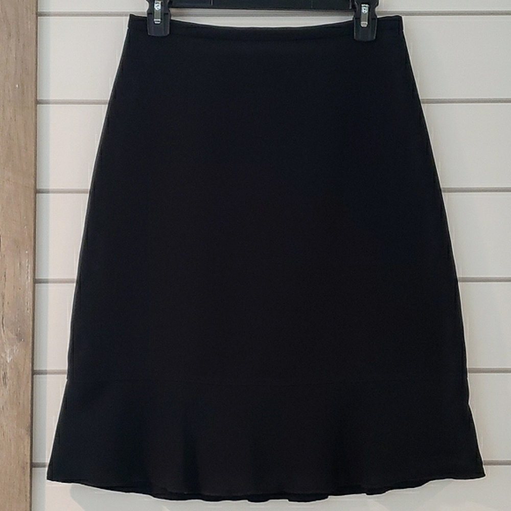Conrad C Collection Polyester ruffle bottom vintage skirt